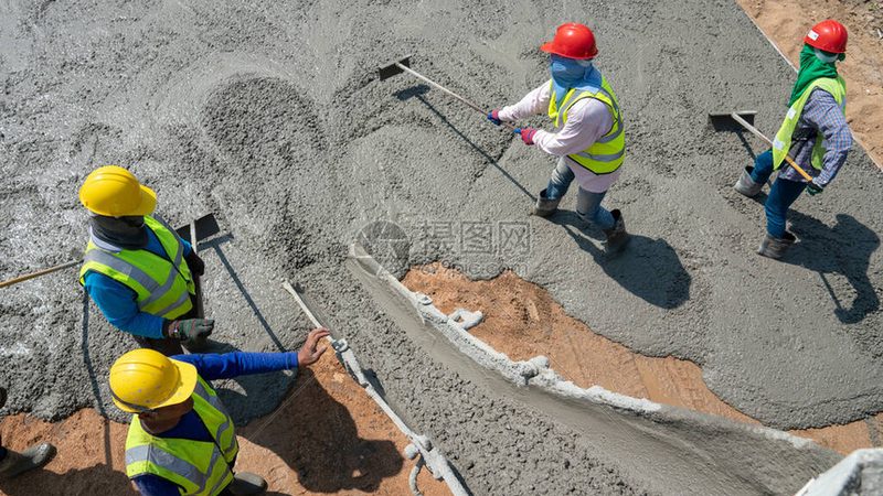 建筑资质代办费用明细解析：揭秘费用构成与合理预算
